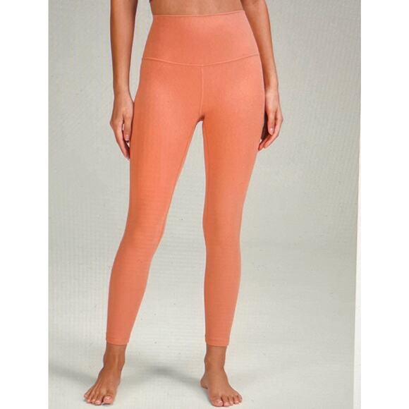 Lululemon Pants - LULULEMON Women's Align High Rise Ankle Leggings Size 8 in Pink Savannah